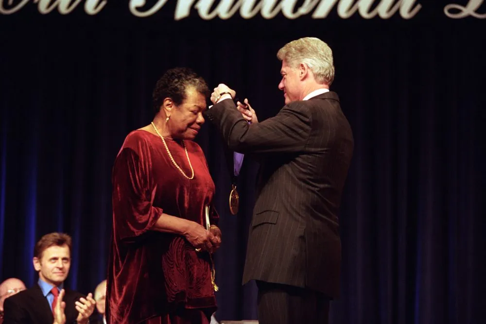 Maya Angelou receiving the National Medal of Arts from President Bill Clinton in 2000